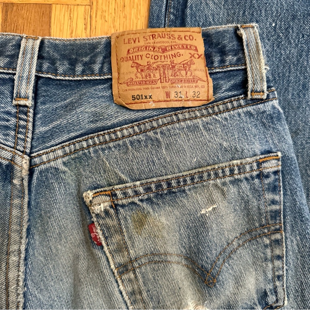 💚 Vintage 90s Levi’s 501xx Blue Distressed Jeans (W31 L32) (32) - Picture 12 of 12